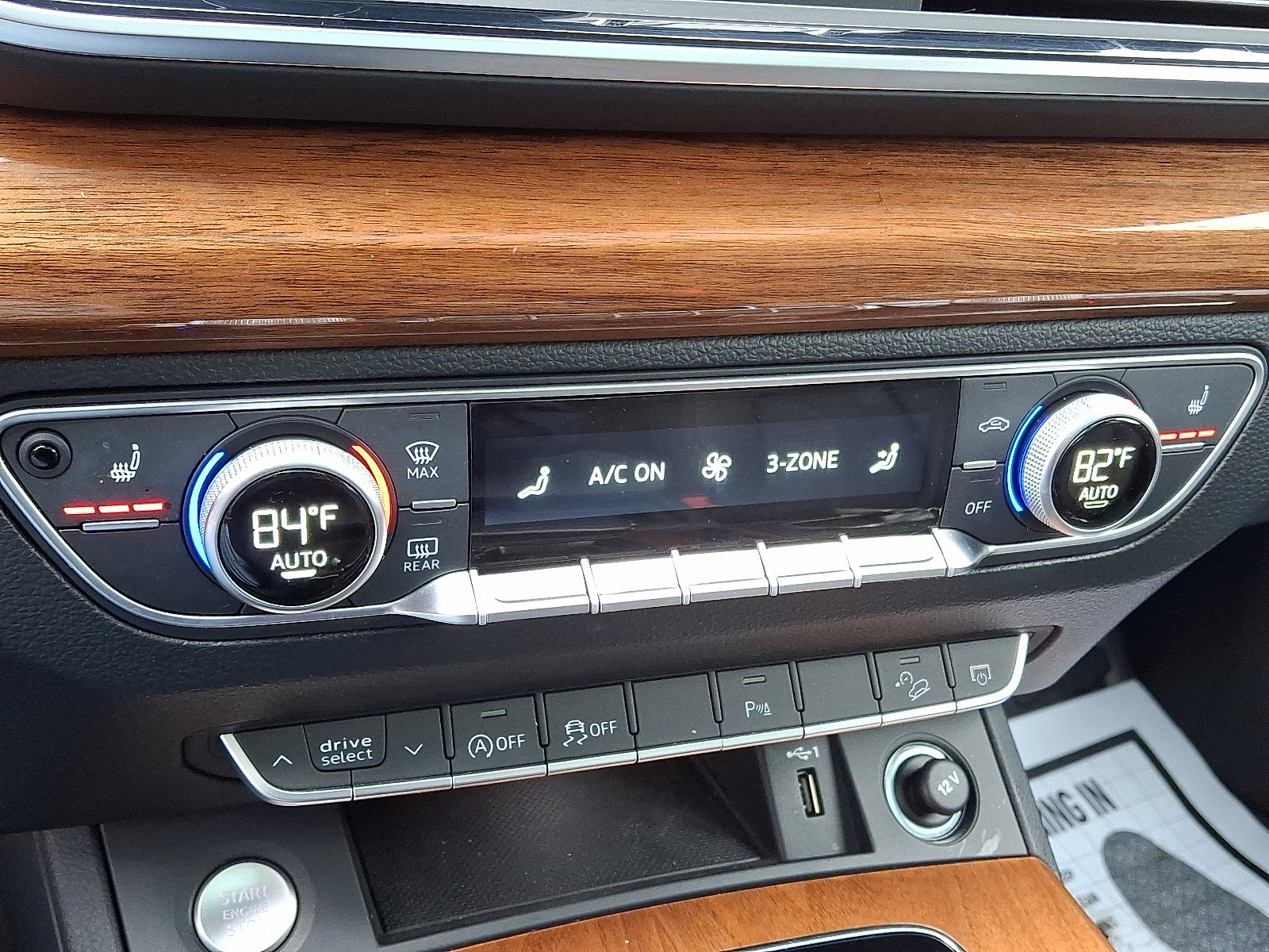 Used 2022 Audi Q5 2.0T Premium w/ Convenience Package image 16