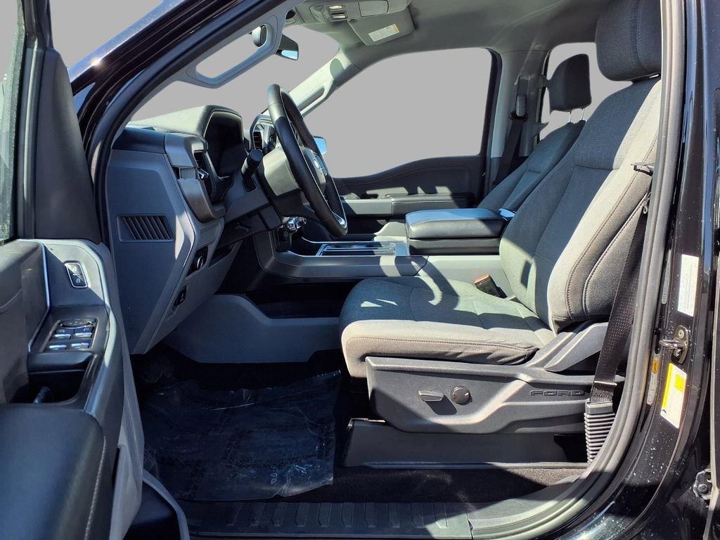 Used 2024 Ford F150 XLT w/ Mobile Office Package image 20