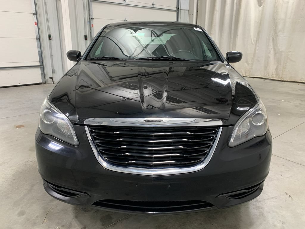 Used 2014 Chrysler 200 Touring w/ 200 S Group FWD image 14