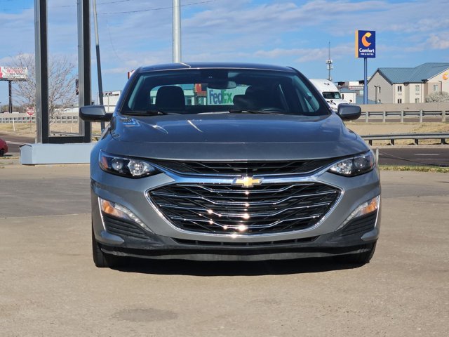 Used 2024 Chevrolet Malibu LT image 2