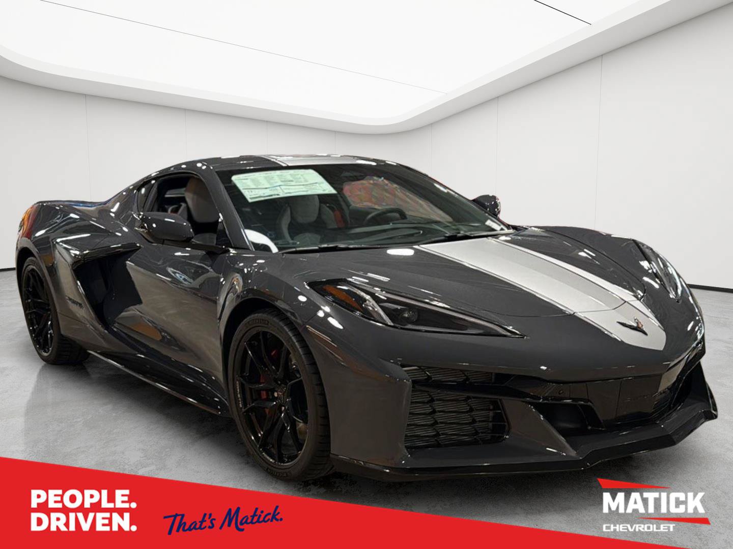 New 2027 Chevrolet Corvette Grand Sport w/ Z52 Sport Performance Package RWD image 1