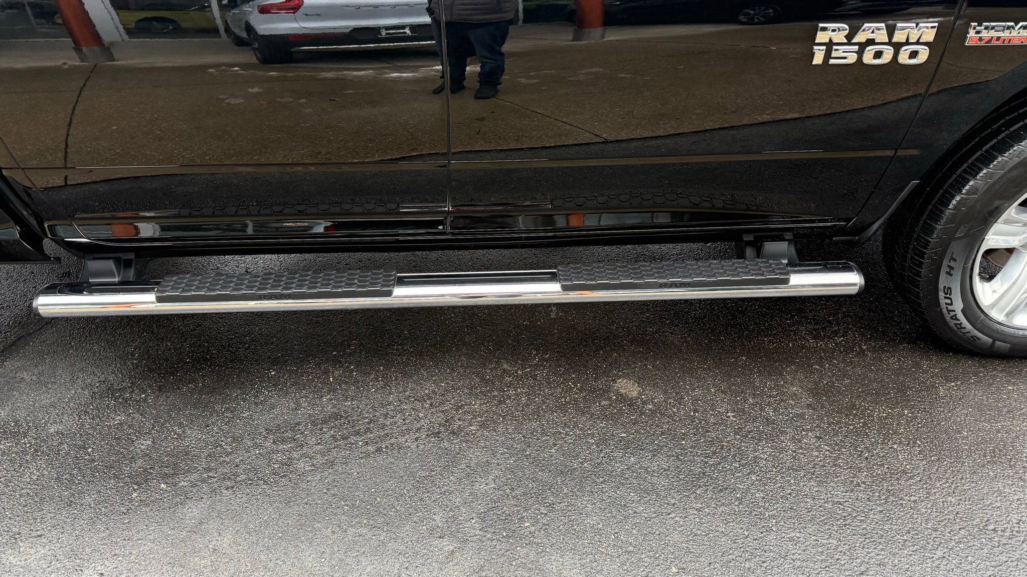 Used 2015 RAM 1500 Sport image 6