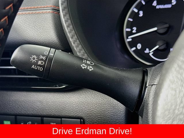 Used 2025 Nissan Sentra SR w/ Midnight Edition FWD image 14