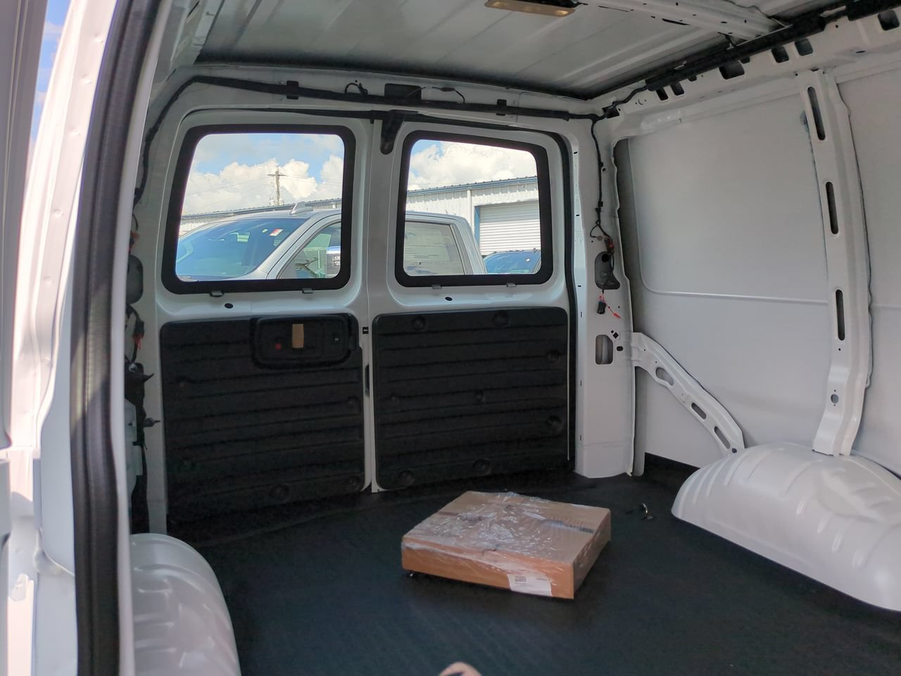 New 2026 Chevrolet Express 2500 w/ Driver Convenience Package RWD image 13