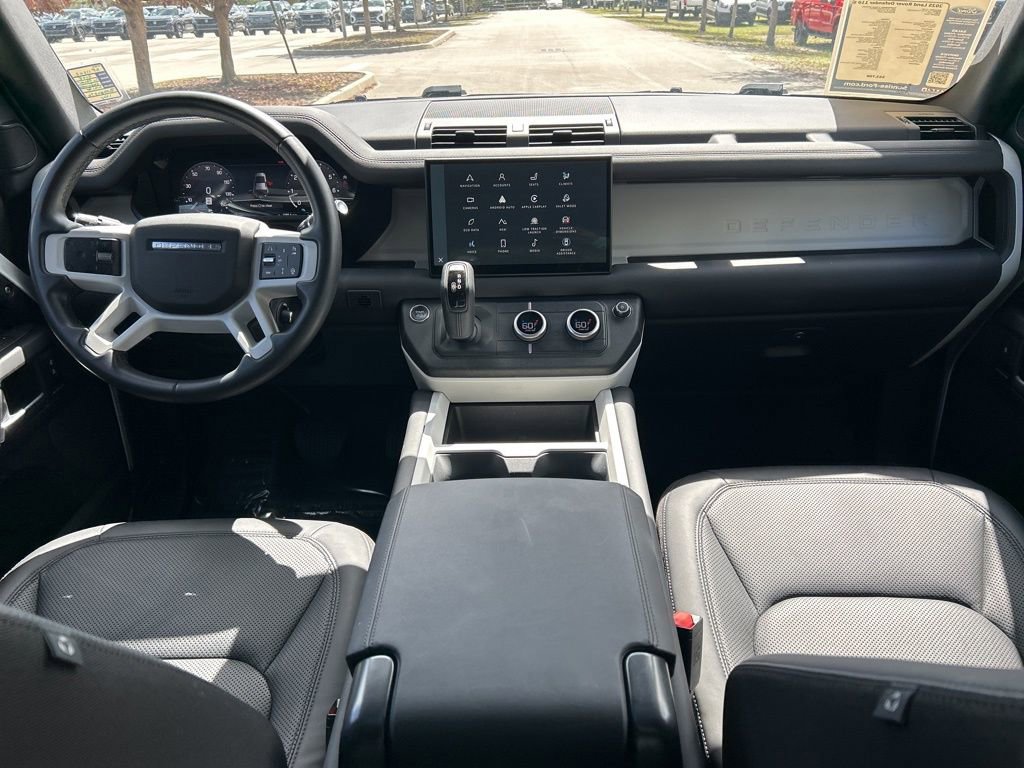 Used 2025 Land Rover Defender 110 S image 10