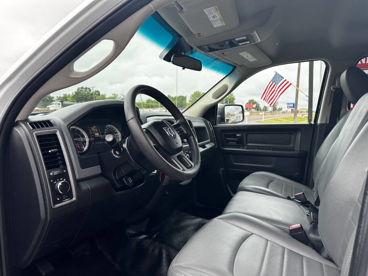Used 2018 RAM 1500 Tradesman image 9