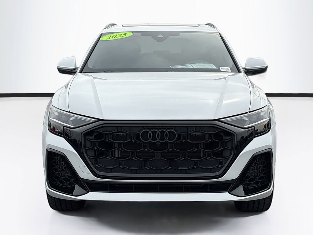 Used 2025 Audi Q8 Premium Plus AWD/4WD image 2