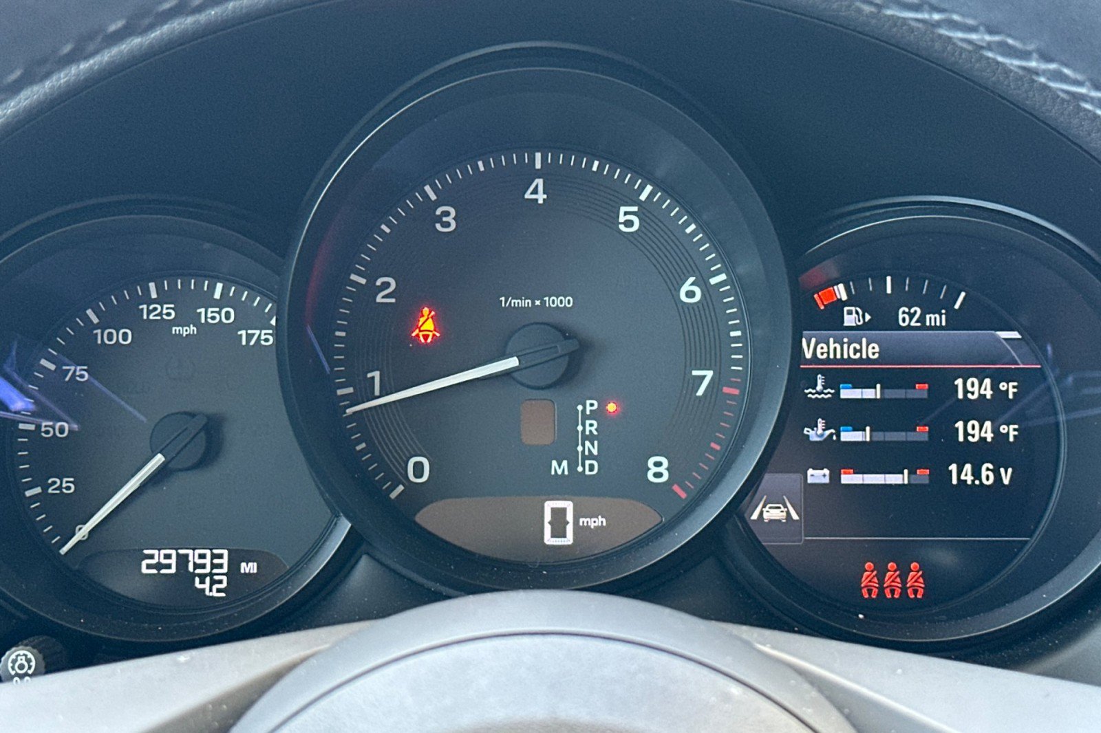 Certified 2023 Porsche Macan AWD/4WD image 25