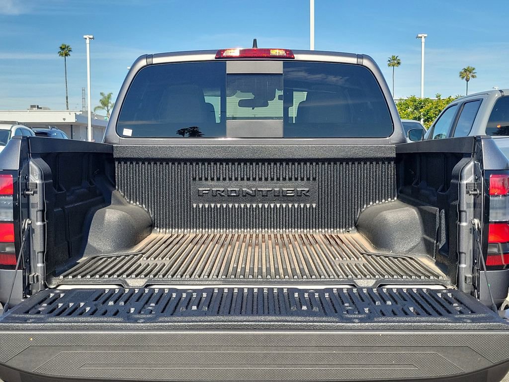 New 2026 Nissan Frontier SV w/ Tow Package image 14