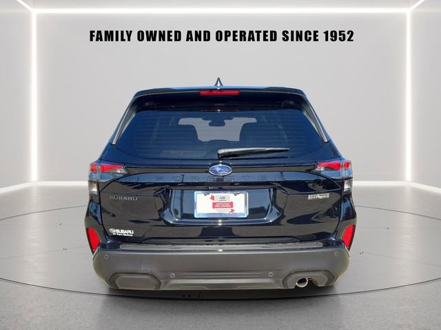 Used 2025 Subaru Forester Touring w/ Touring Package image 4