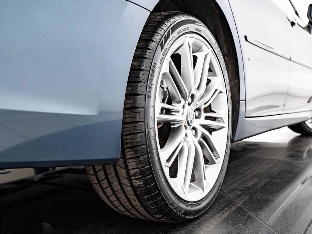 Used 2021 Toyota Avalon Limited w/ Advanced Safety Package FWD image 49