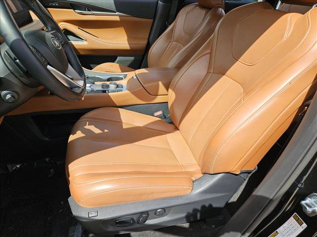Used 2023 INFINITI QX60 Sensory w/ Vision Package image 16