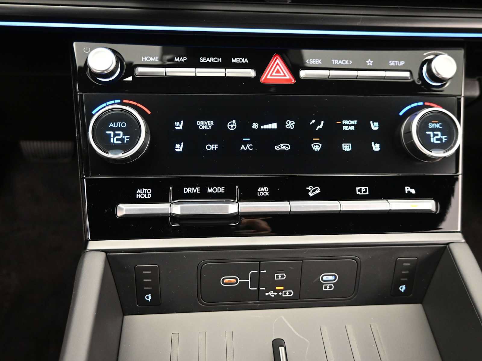 New 2026 Hyundai Santa Fe Calligraphy AWD/4WD image 18