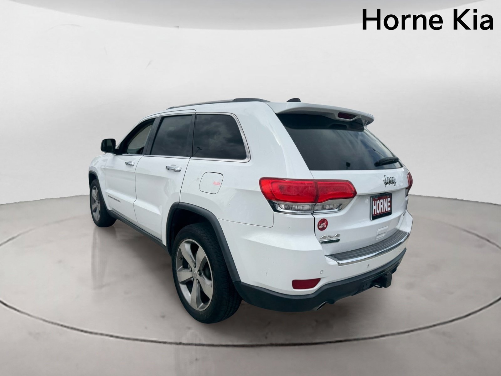 Used 2014 Jeep Grand Cherokee Limited w/ Luxury Group II AWD/4WD image 5