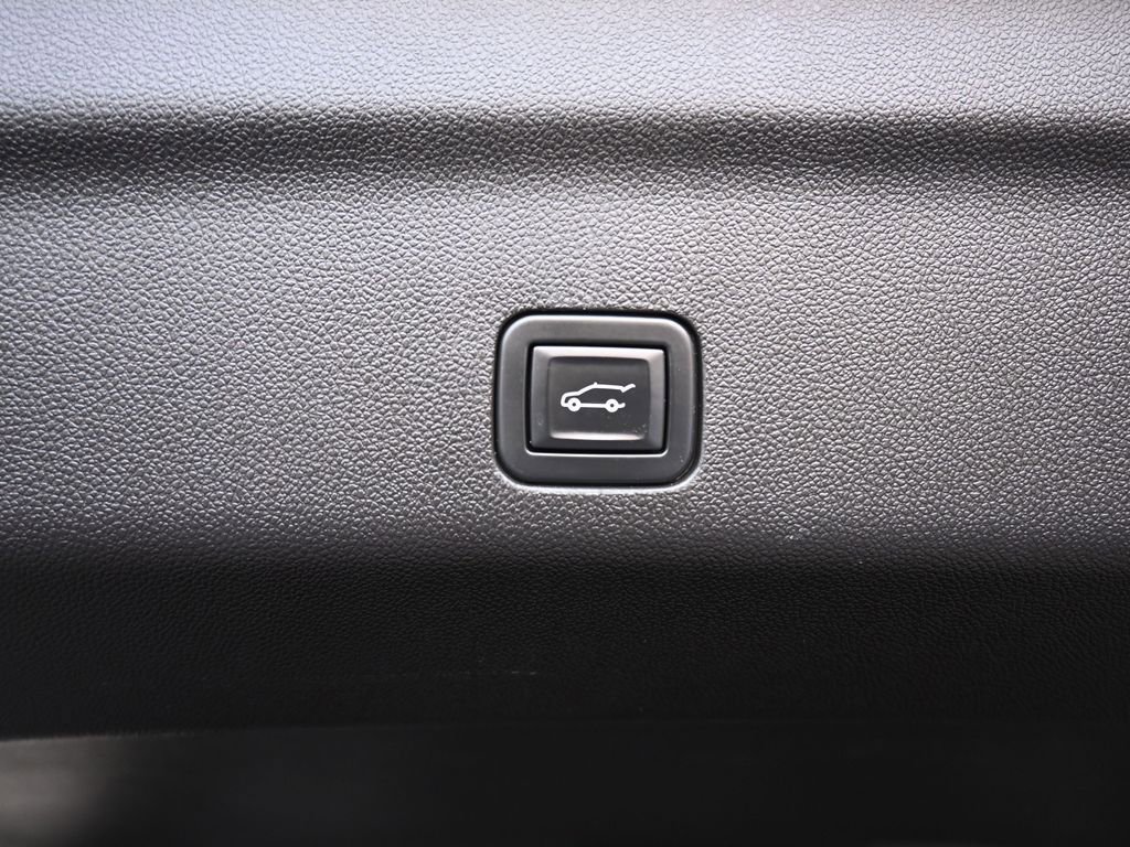 Used 2021 Chevrolet Suburban High Country image 70