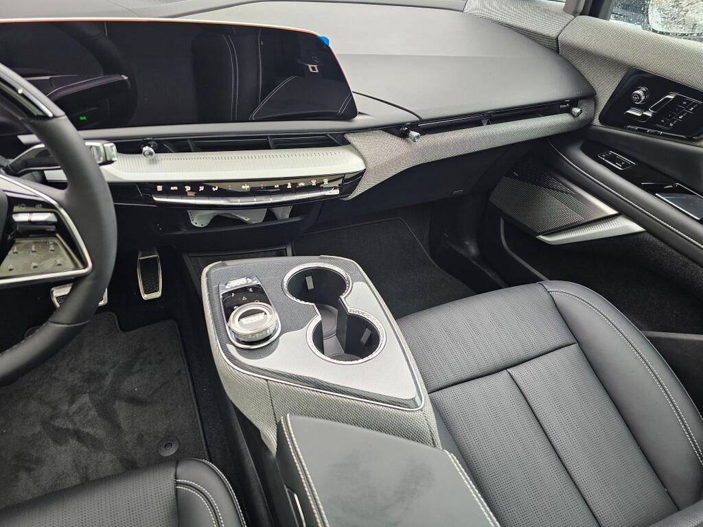 New 2026 Cadillac Optiq Luxury 2 AWD/4WD image 24
