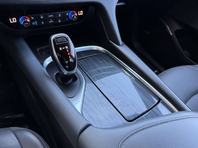 Certified 2020 Buick Enclave Premium w/ Sun and Sites Package FWD image 18