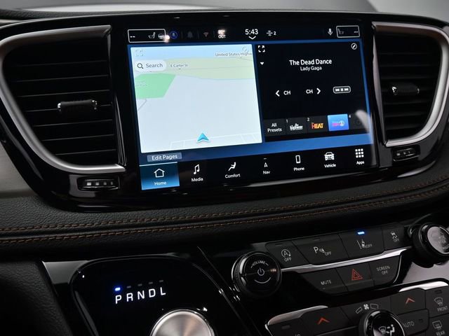 New 2026 Chrysler Pacifica Pinnacle image 34