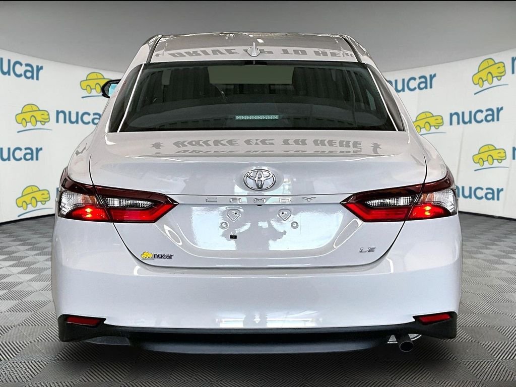 Used 2024 Toyota Camry LE FWD image 5