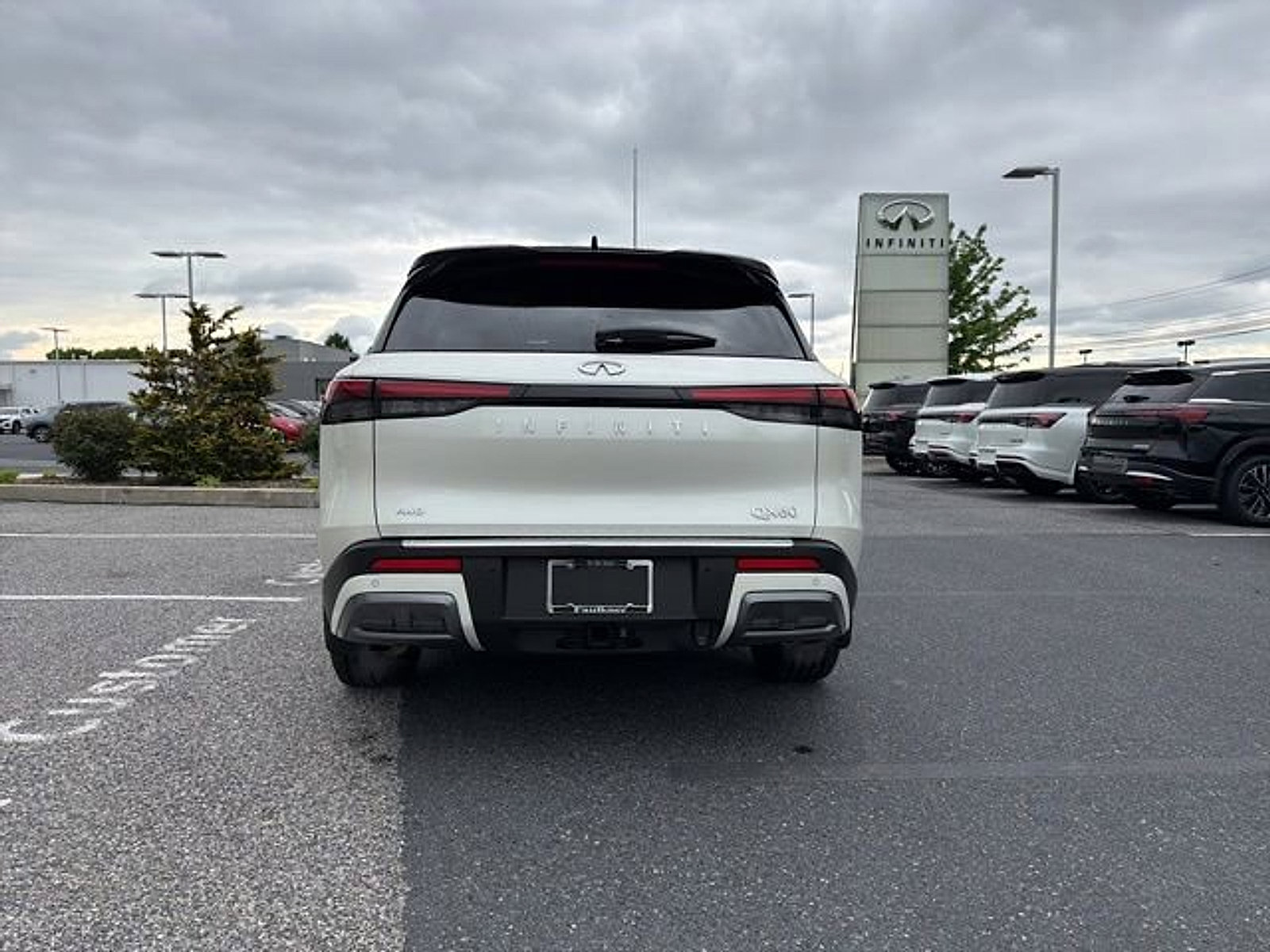 Certified 2025 INFINITI QX60 Autograph w/ Cargo Package AWD/4WD image 6