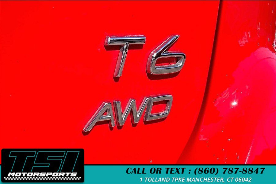 Used 2017 Volvo XC60 T6 R-Design w/ Climate Package AWD/4WD image 8
