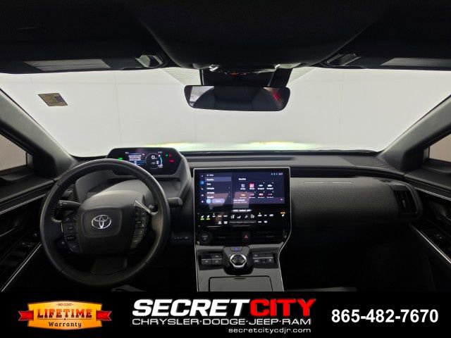 Used 2024 Toyota bZ4X XLE w/ Weather Package AWD/4WD image 30