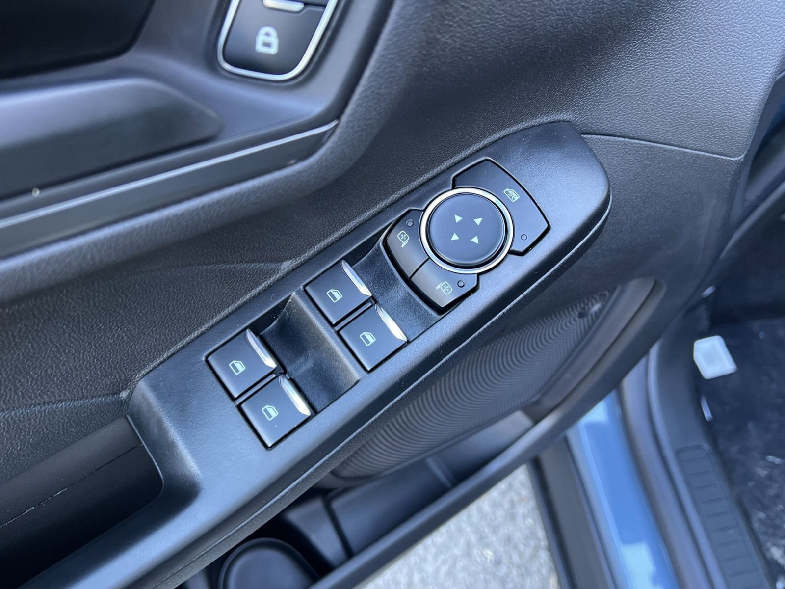 New 2026 Ford Escape Active w/ Cold Weather Package image 15