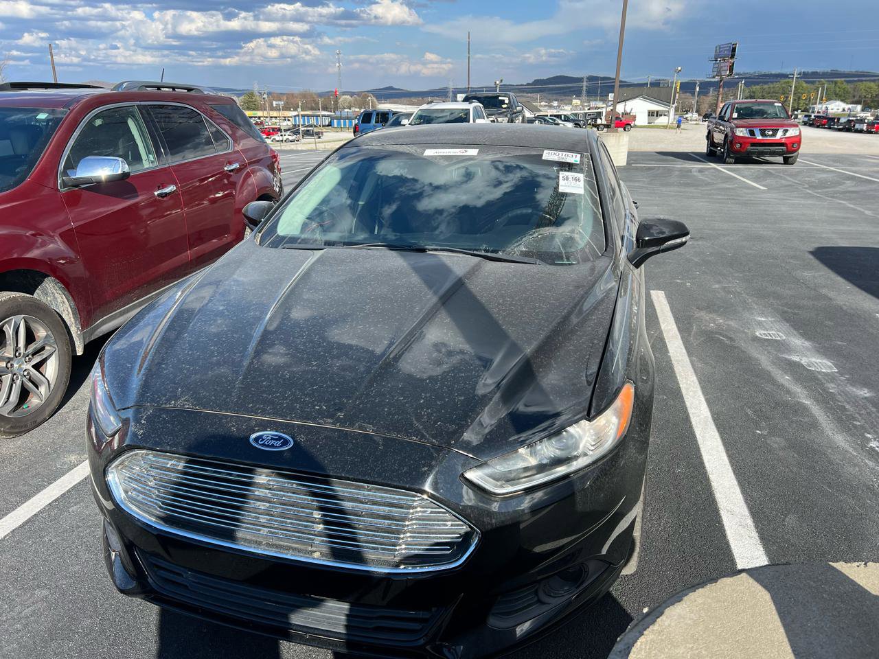 Used 2016 Ford Fusion SE image 2