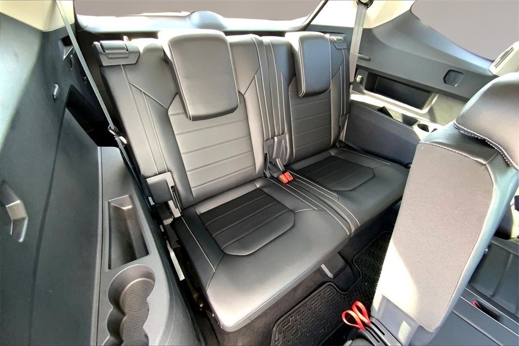 Used 2022 Volkswagen Atlas SEL Premium image 27