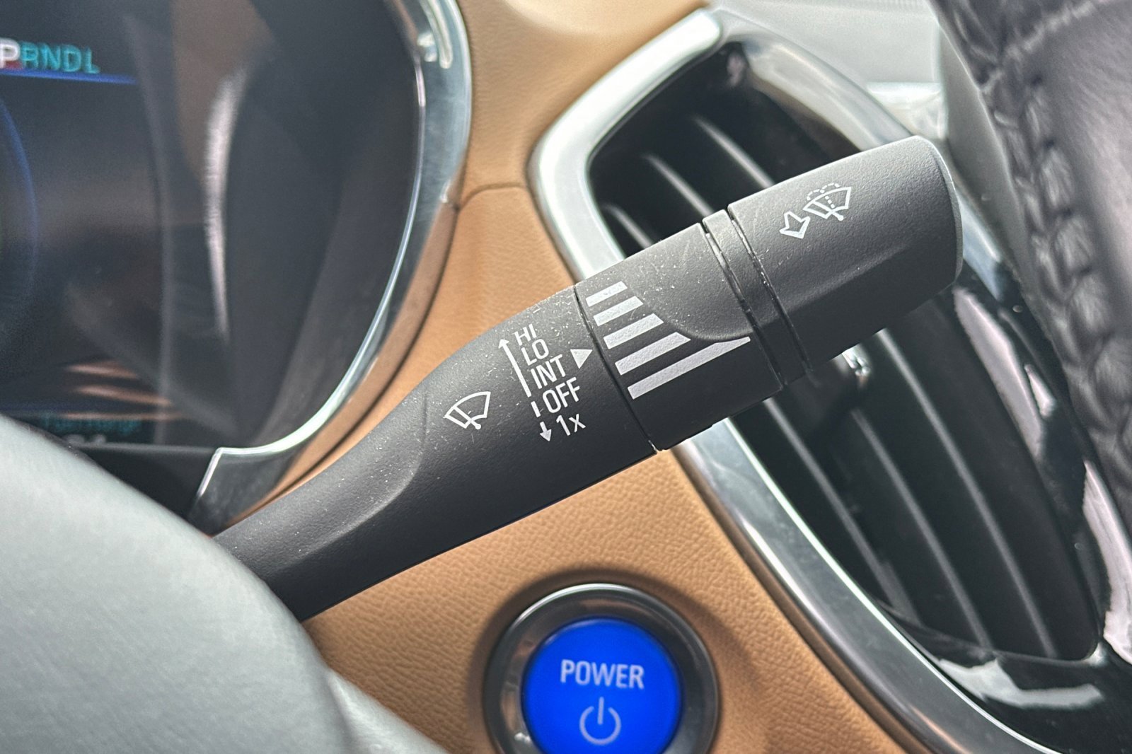 Used 2017 Chevrolet Volt Premier w/ Driver Confidence II Package image 37