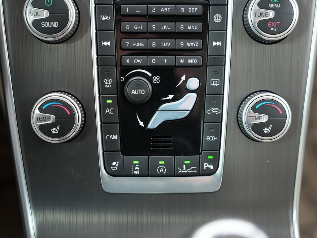 Used 2015 Volvo S60 T5 Platinum image 25