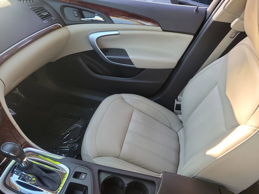Used 2016 Buick Regal image 31