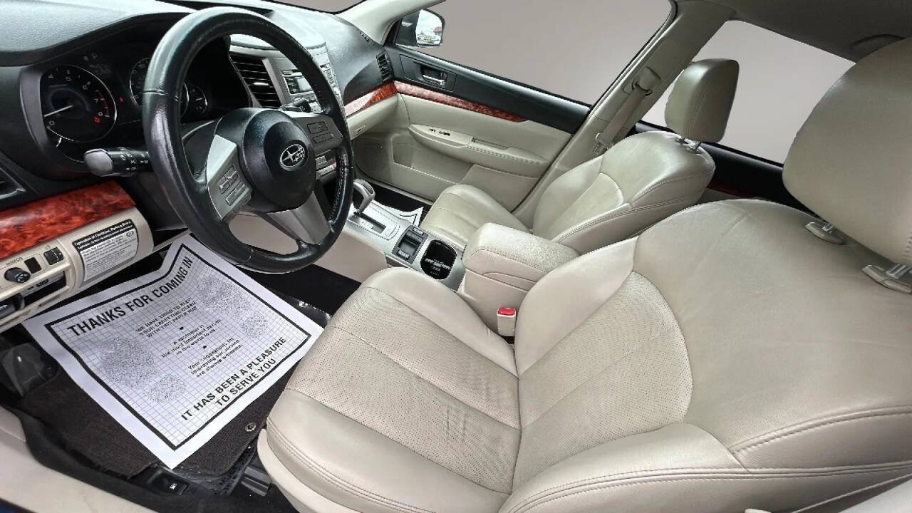 Used 2010 Subaru Outback 3.6R Limited AWD/4WD image 9