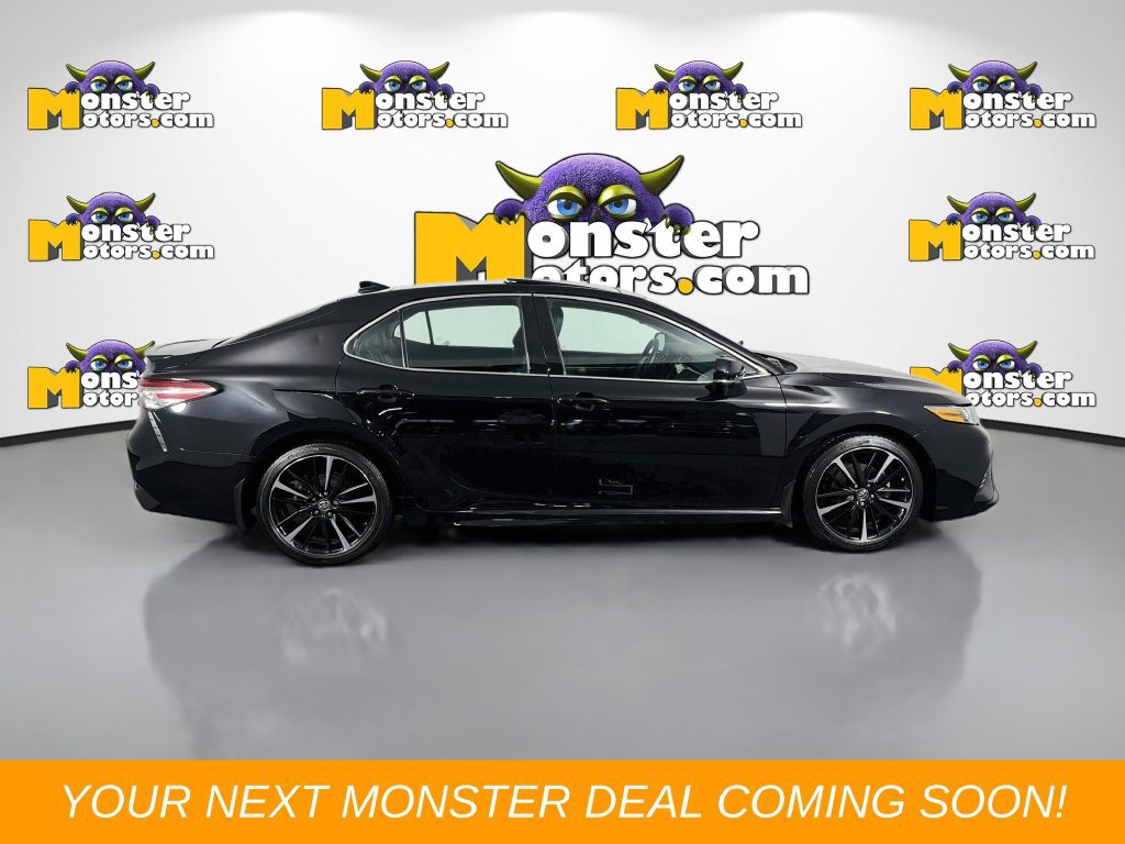 Used 2018 Toyota Camry XSE FWD image 4