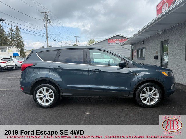 Used 2019 Ford Escape SE AWD/4WD image 2
