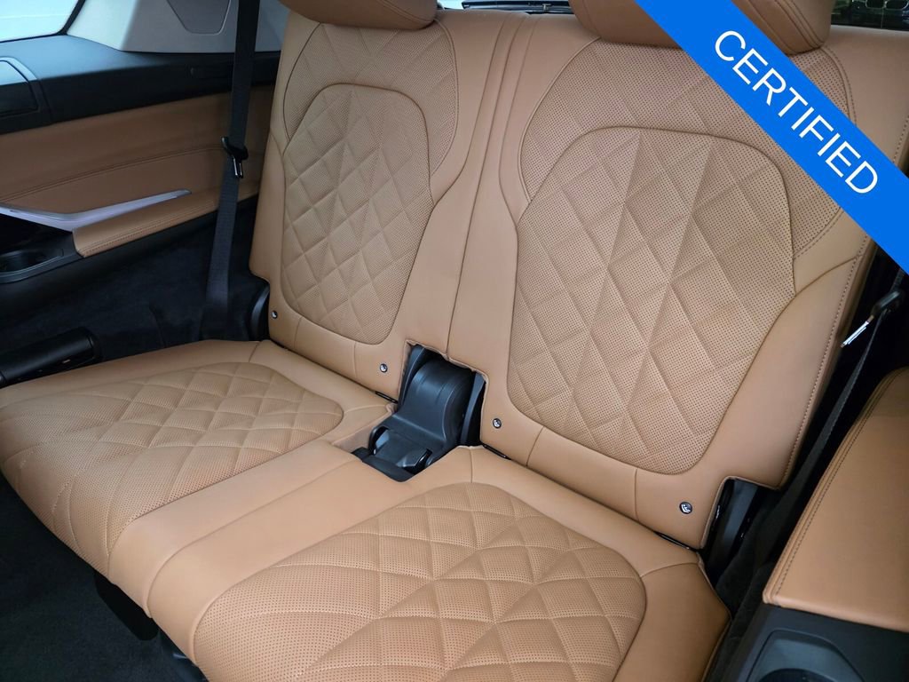Certified 2026 BMW X7 xDrive40i image 16