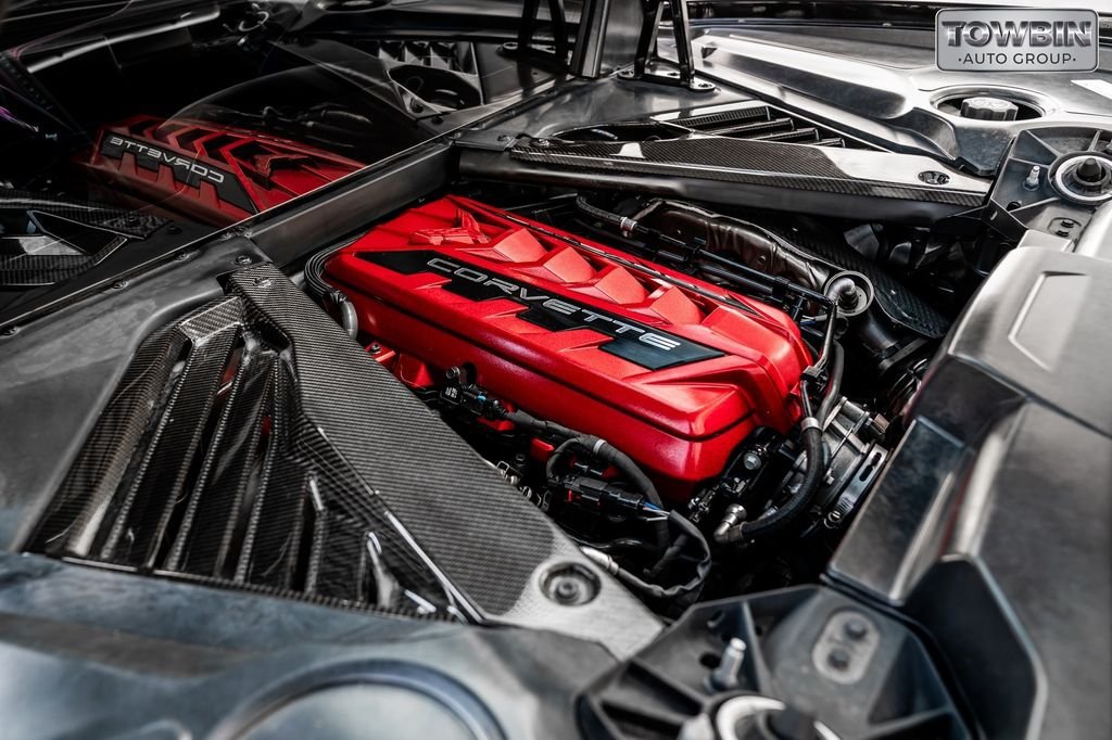 Used 2023 Chevrolet Corvette Stingray Preferred Cpe w/ Engine Appearance Package RWD image 21