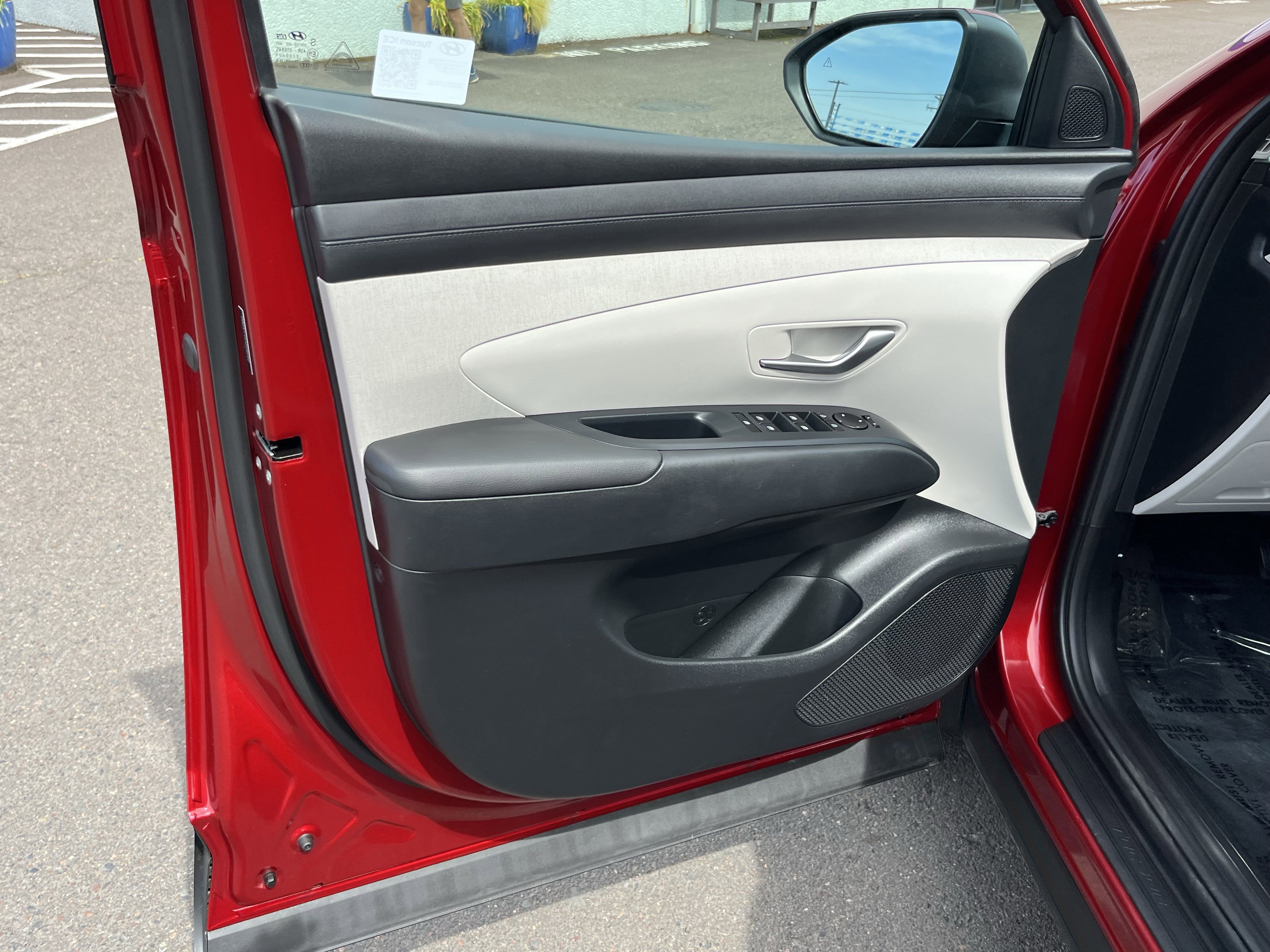 Certified 2025 Hyundai Tucson SEL AWD/4WD image 15