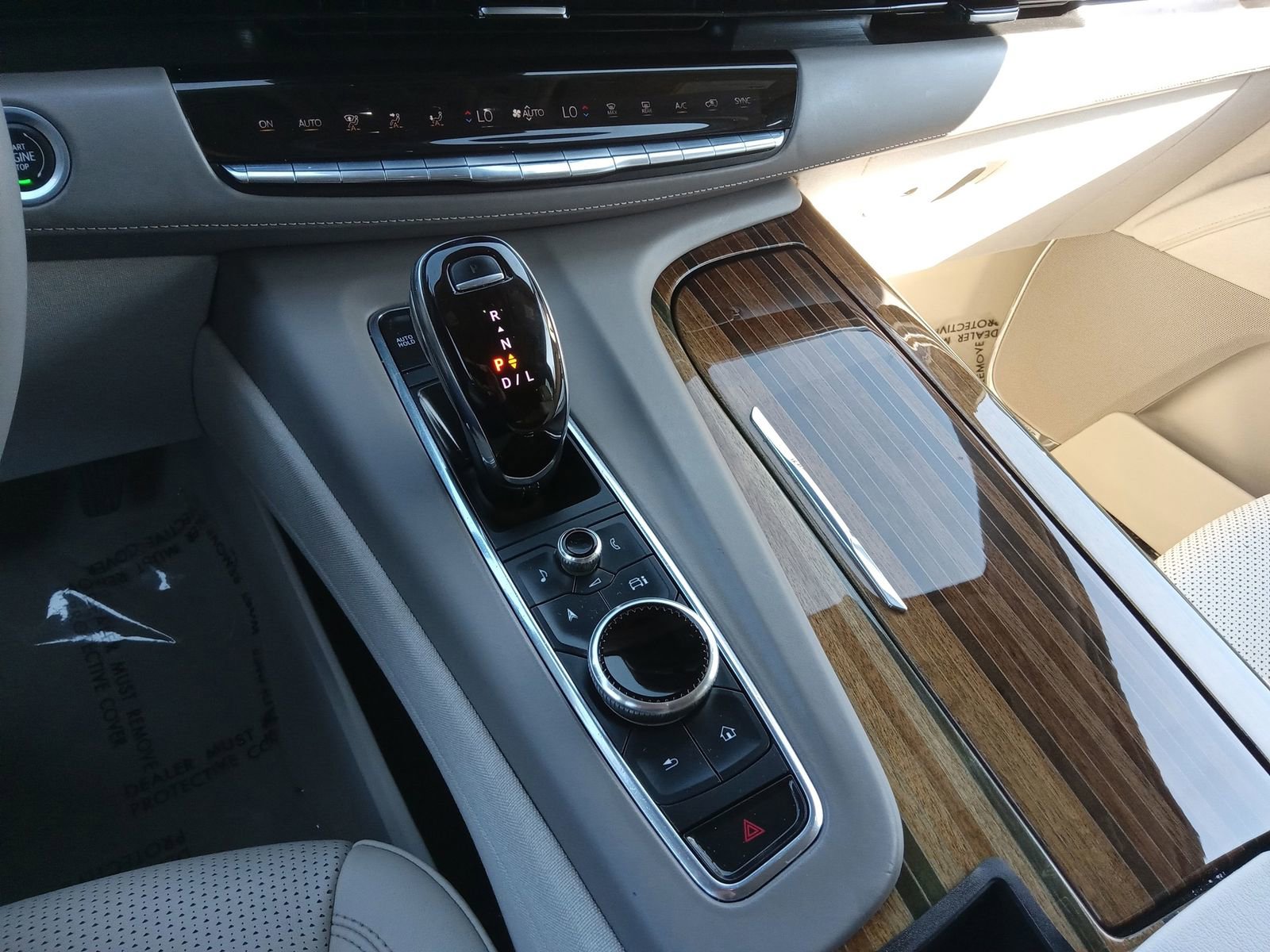 Used 2022 Cadillac Escalade ESV Sport Platinum w/ LPO, ONYX Package image 10