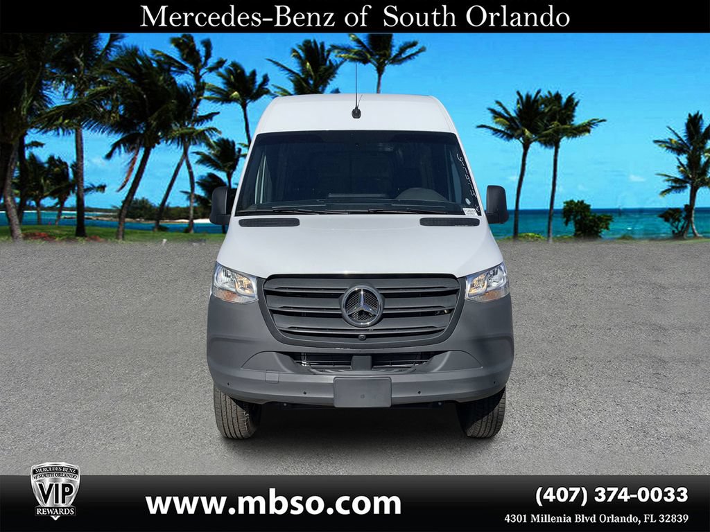 Used 2023 Mercedes-Benz Sprinter 2500 image 6