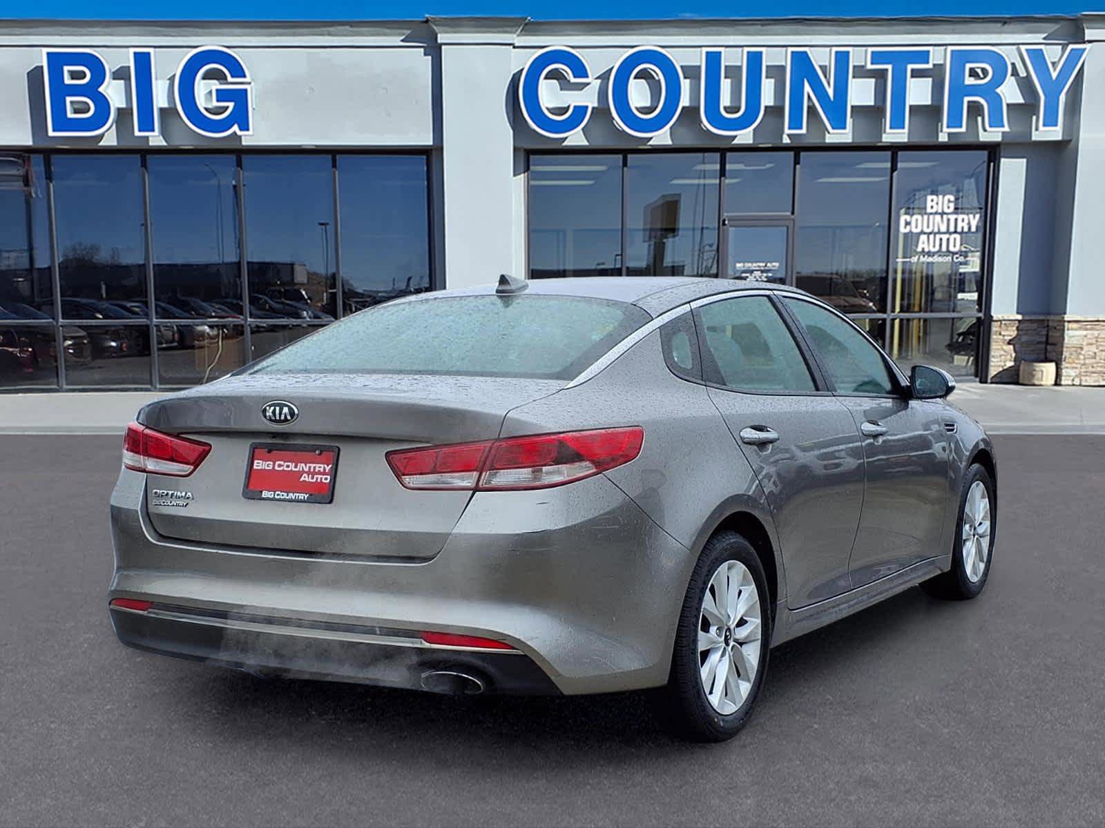 Used 2017 Kia Optima LX FWD image 5