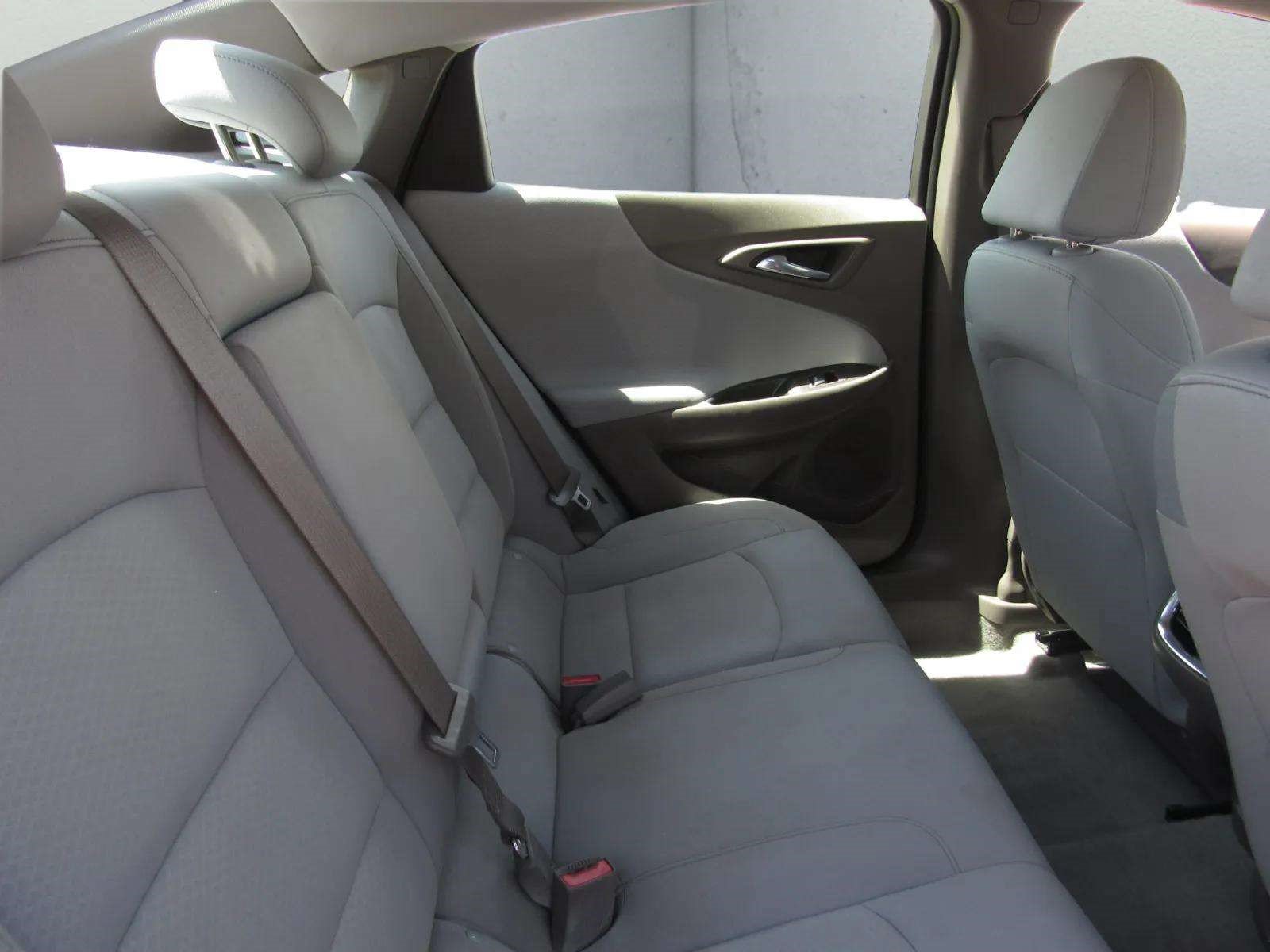 Used 2024 Chevrolet Malibu LT FWD image 11
