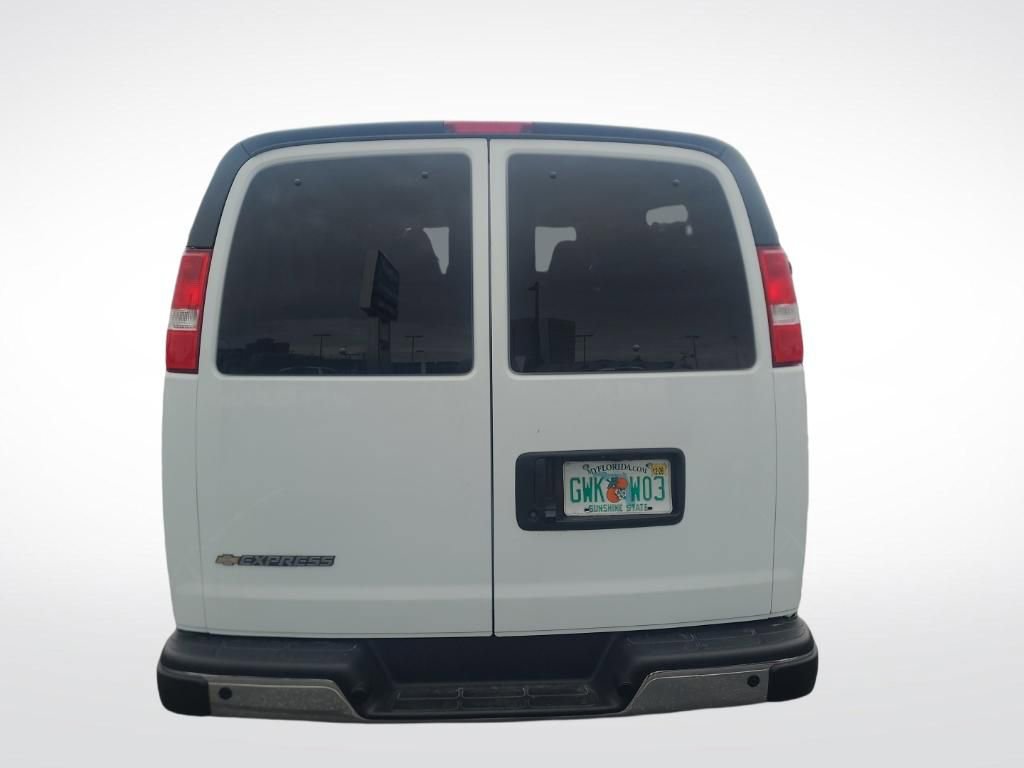 Used 2025 Chevrolet Express 3500 LT w/ LT Preferred Equipment Group RWD image 5