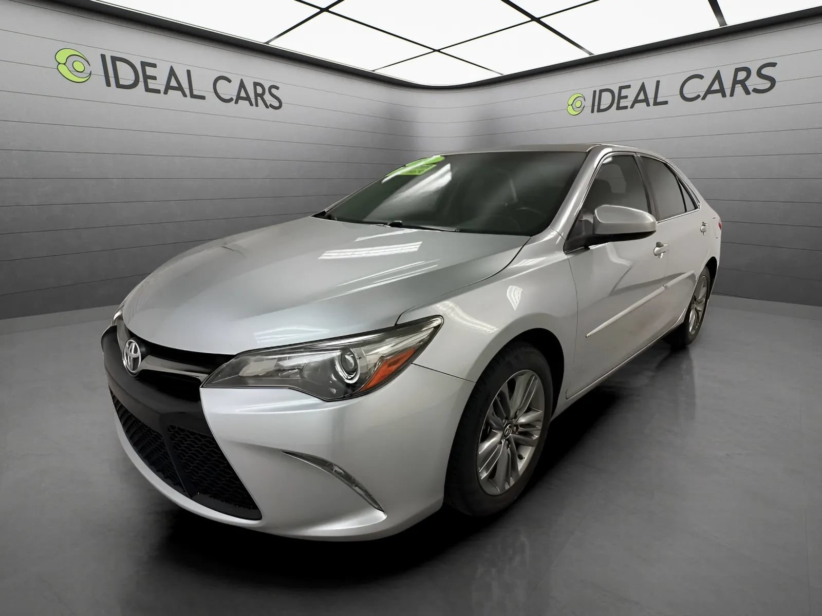 Used 2017 Toyota Camry SE