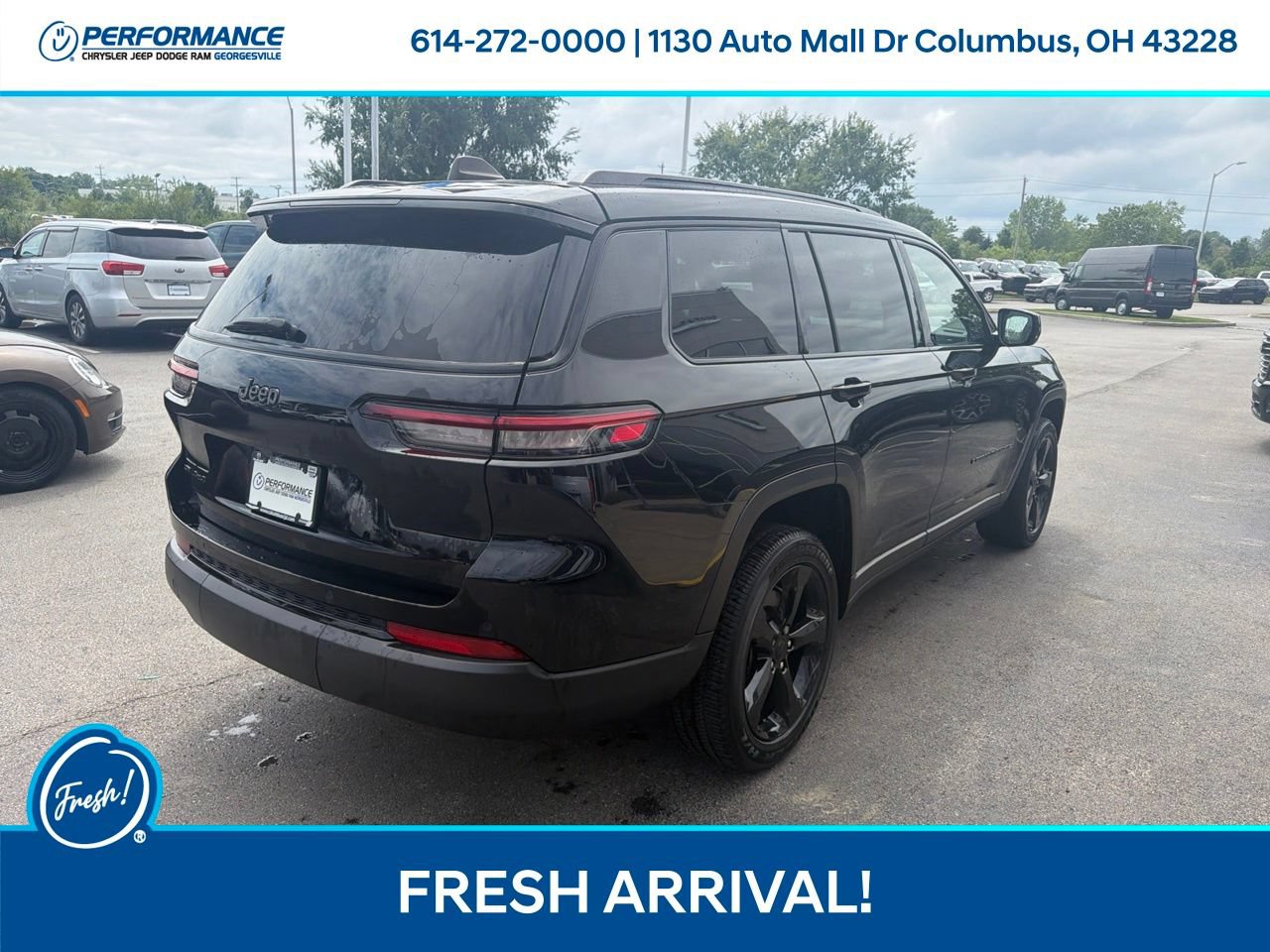 Used 2023 Jeep Grand Cherokee L Laredo AWD/4WD image 4