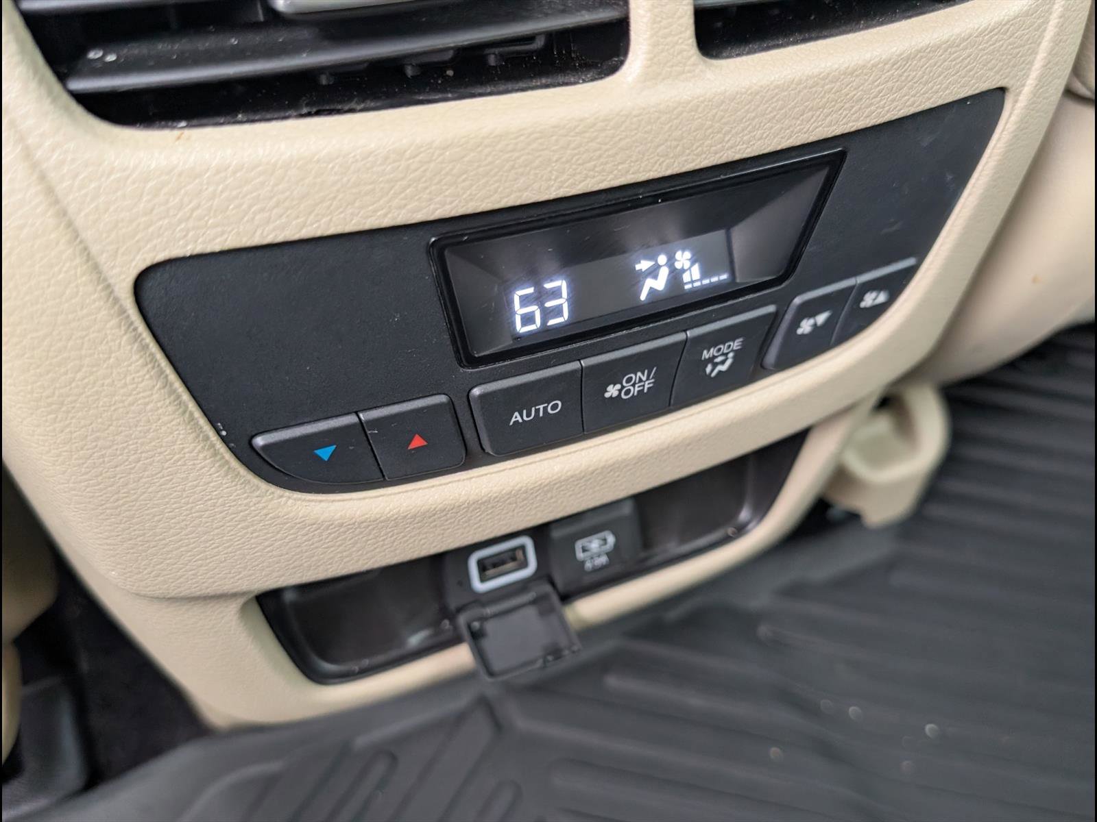 Used 2020 Acura MDX FWD w/ Technology Package image 18