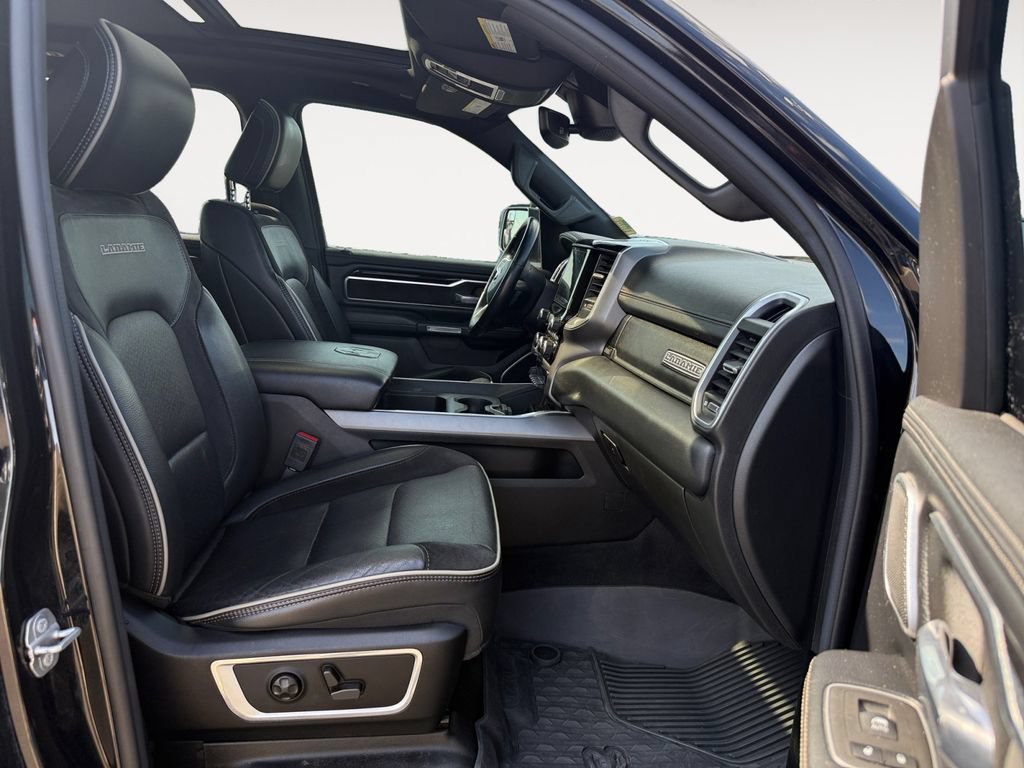 Used 2021 RAM 1500 Laramie AWD/4WD image 13