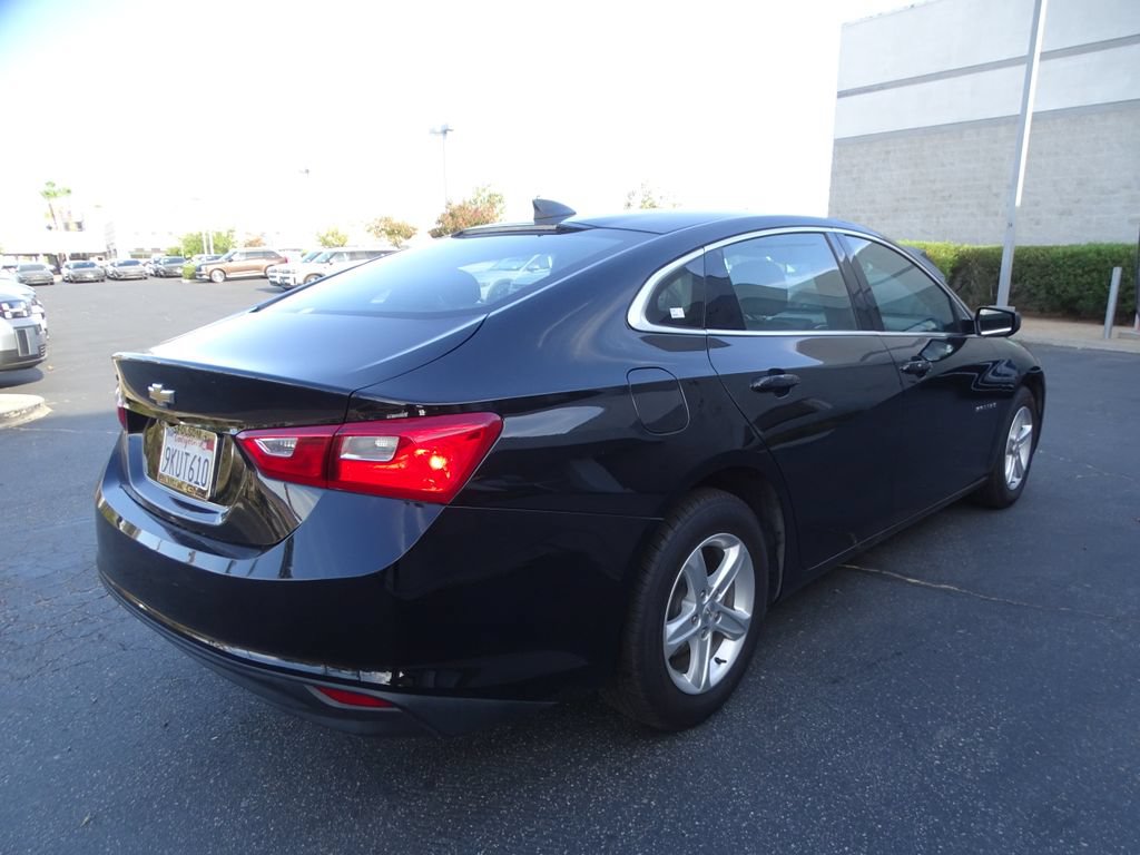 Used 2023 Chevrolet Malibu LS FWD image 4