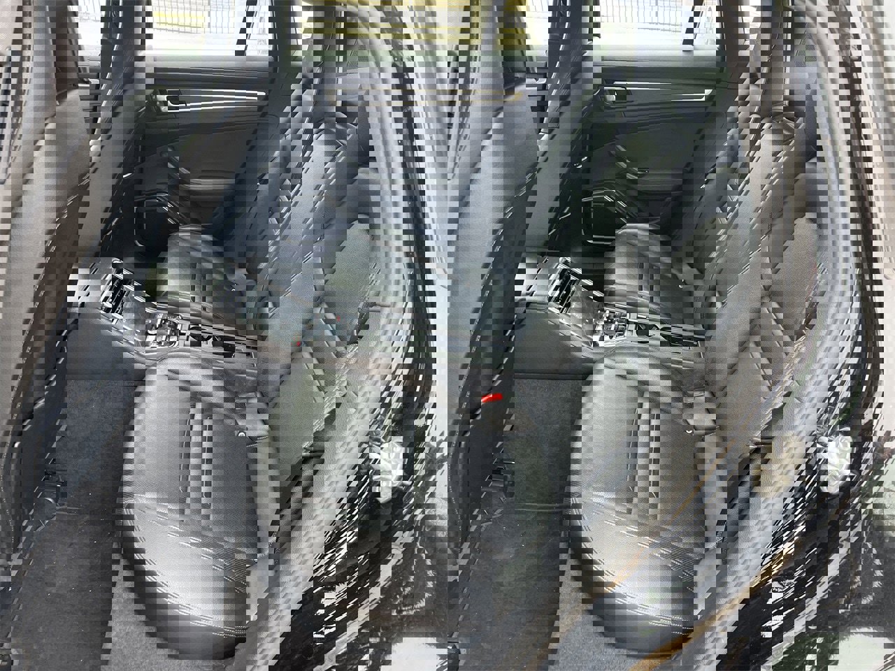 Used 2022 Porsche Panamera Platinum Edition image 13