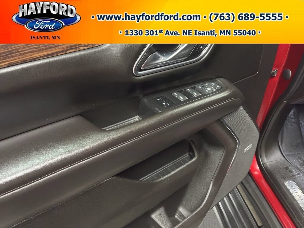 Used 2021 Chevrolet Suburban High Country w/ Premium Package AWD/4WD image 15